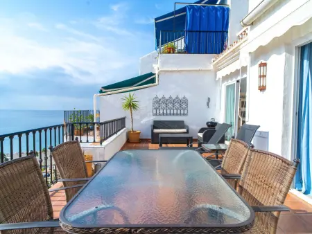Apt Capistrano Playa, 2 ch, terrasse mer à Nerja : photo 2
