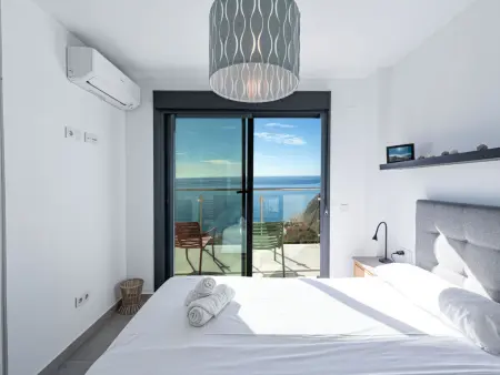 Duplex 3 chambres Nerja, 3 terrasses avec vue mer : photo 2