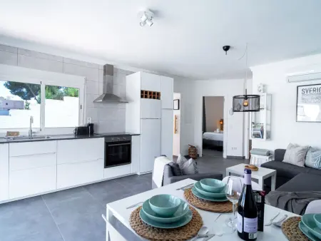 Appartement 2 pers. avec 2 terrasses à 600m de plage : photo 3