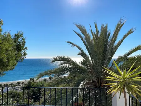 Appartement 2 chambres Nerja, terrasse vue mer et plage : photo 7
