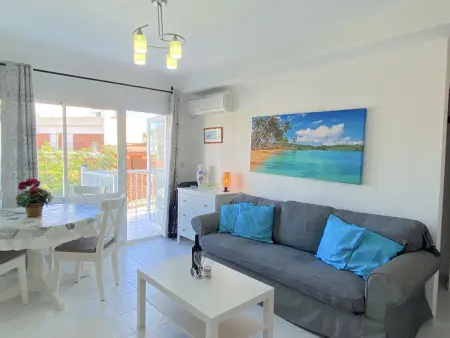 Appartement 4 pers., terrasse piscine à 250m de la plage : photo 2