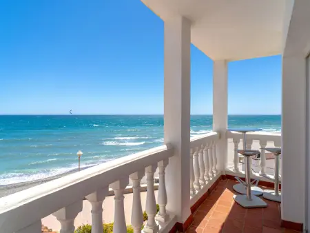 Appartement vue mer, première ligne plage à Nerja : photo 17