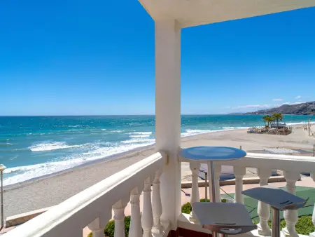 Appartement vue mer, première ligne plage à Nerja : photo 23