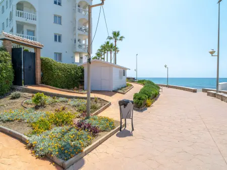 Appartement vue mer, première ligne plage à Nerja : photo 35