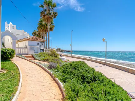 Appartement vue mer, première ligne plage à Nerja : photo 36