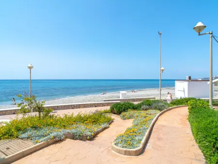Appartement vue mer, première ligne plage à Nerja : photo 40