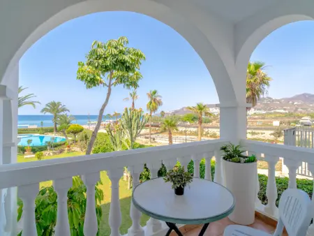 Appartement 1 chambre face mer à Nerja, piscine : photo 2