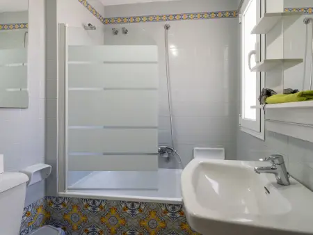 Studio Paraíso Golden Mille à Estepona, balcon et piscine : photo 8