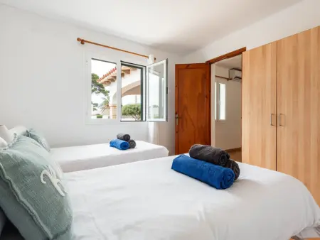 Villa 4 chambres avec piscine privée à Cala Blanca : photo 17