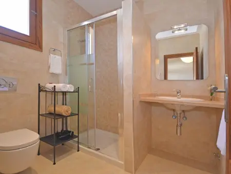 Romani : maison 5 chambres avec piscine à Campos : photo 17