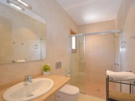 Romani : maison 5 chambres avec piscine à Campos : photo 20