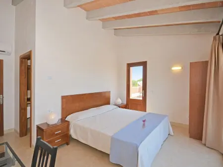 Romani : maison 5 chambres avec piscine à Campos : photo 22