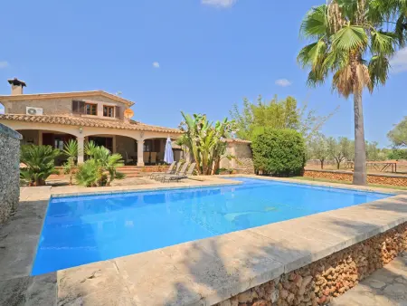 Maison Tiraset : court de tennis et piscine près de Llubí : photo 27