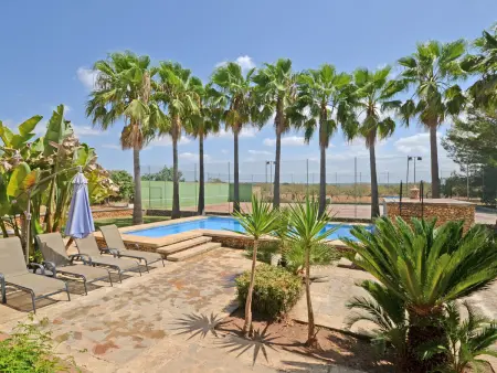Maison Tiraset : court de tennis et piscine près de Llubí : photo 31