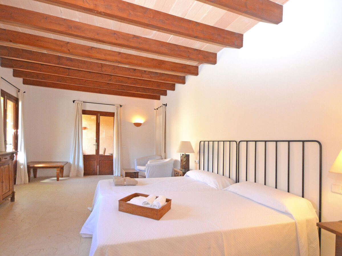Can Casta : maison 6 chambres avec piscine à Petra - Photo 17