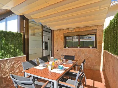 Can Xus : maison 90 m² avec terrasse au cœur d'Alcúdia : photo 3