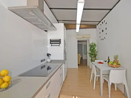 Can Xus : maison 90 m² avec terrasse au cœur d'Alcúdia : photo 6