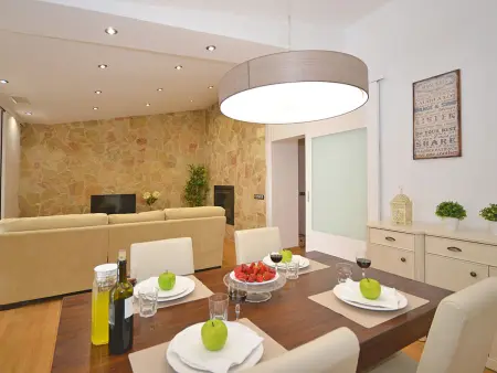Can Xus : maison 90 m² avec terrasse au cœur d'Alcúdia : photo 10
