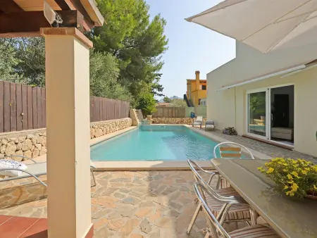 Maison Jaume à Alcúdia : piscine privée et jardin à 200 m de la vieille ville : photo 2