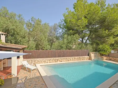 Maison Jaume à Alcúdia : piscine privée et jardin à 200 m de la vieille ville : photo 4