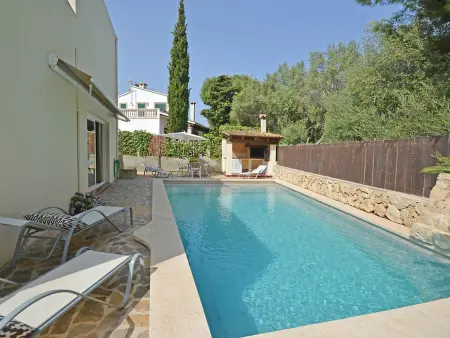 Maison Jaume à Alcúdia : piscine privée et jardin à 200 m de la vieille ville : photo 5