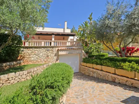 Maison Jaume à Alcúdia : piscine privée et jardin à 200 m de la vieille ville : photo 7
