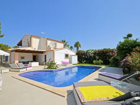 Villa Odette - 4 chambres, piscine à 400m de la mer : photo 2