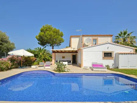 Villa Odette - 4 chambres, piscine à 400m de la mer : photo 4