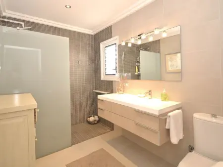 Maison 4 chambres pieds dans l'eau à Pollença : photo 22