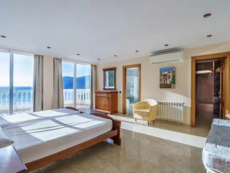Villa Camp de Mar, 3 chambres avec piscine privée : photo 12