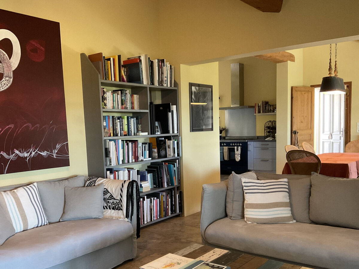 Arts & Flores, maison 240m² piscine chauffée Carces - Photo 14