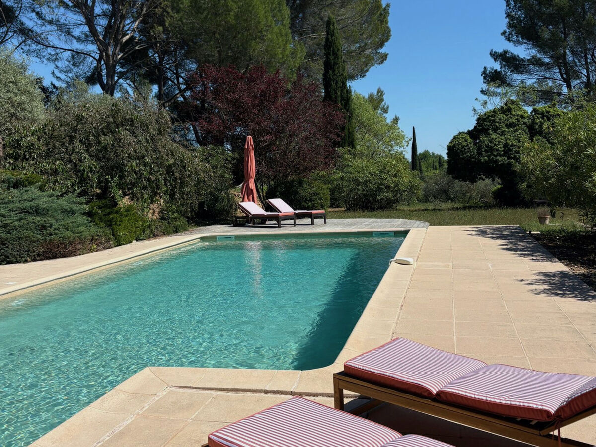 Maison Ralaye à Carcès – piscine à eau salée, jardin 6 000 m² - Photo 2
