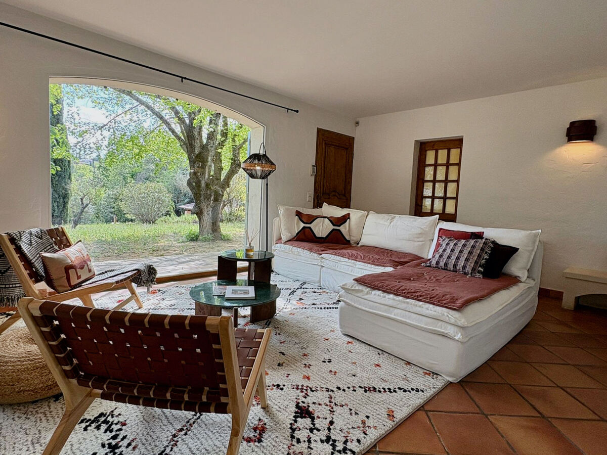 Maison Ralaye à Carcès – piscine à eau salée, jardin 6 000 m² - Photo 7