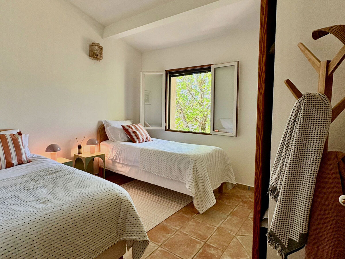 Maison Ralaye à Carcès – piscine à eau salée, jardin 6 000 m² - Photo 17