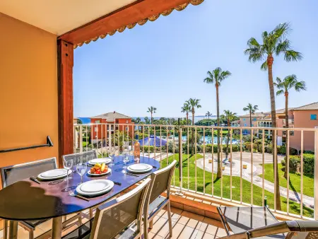 Appartement vue mer aux Issambres, 150 m plage : photo 1