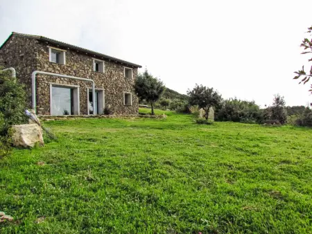 Stone Cottage – Maison isolée 50 000 m² à Soleminis : photo 1