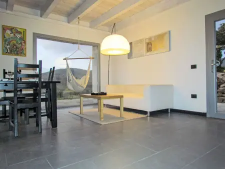 Stone Cottage – Maison isolée 50 000 m² à Soleminis : photo 2
