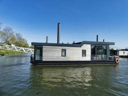 Location appartement à Ohe en Laak, Maasterp - Woonboot 1