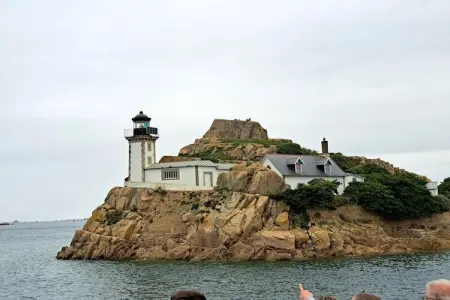 Maison en granit avec vue mer à St. Pol-de-Léon : photo 40