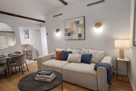 Location appartement à Paris, Bel appartement rénové avec climatisation - Paris Est