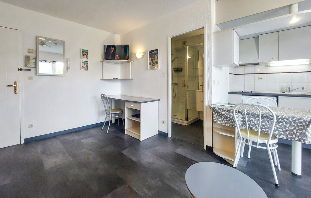 Studio 22m² avec balcon, piscine et plage à 1 km - Photo 12