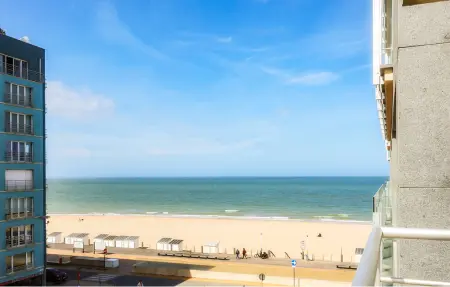 Appartement vue mer avec balcon à 60 m de la plage, Ostende : photo 2