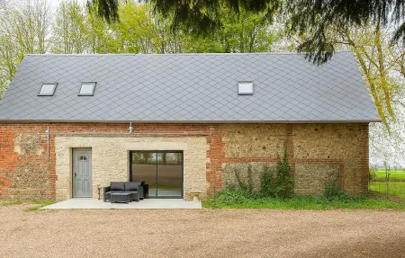 Maison de caractère 180 m² à Sainte-Geneviève en Bray : photo 1