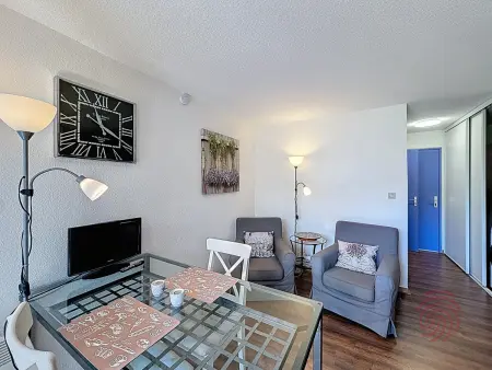 Studio 28 m² avec balcon et vue jardin - Lamalou-les-Bains : photo 11