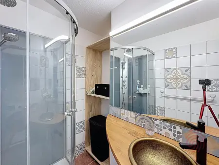Studio 28 m² avec balcon et vue jardin - Lamalou-les-Bains : photo 14