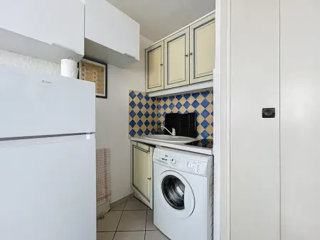 Studio climatisé avec terrasse à Argelès-sur-Mer : photo 3