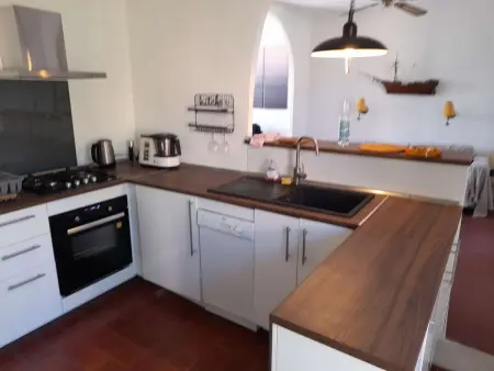 Location appartement à Porquerolles, Appartement lumineux - 8 pers., proche plage