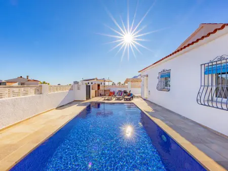 Villa Kuki - Piscine 6x3m et vue sur l'Ifach à Calp : photo 5