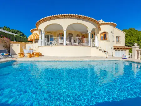 Villa Hermosa à Calp : 3 chambres, piscine 8x3m, 800m² : photo 3