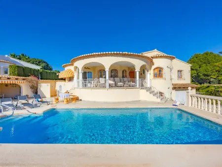 Villa Hermosa à Calp : 3 chambres, piscine 8x3m, 800m² : photo 21